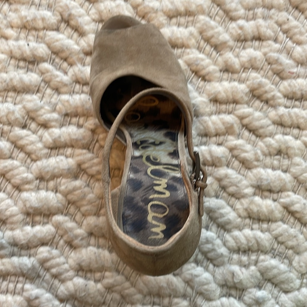 Sam Edelman Javi Suede Heels - Picture 4 of 10